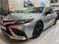 تۆیۆتا کامری